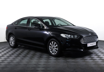 Подержанный автомобиль Ford Mondeo Sedan 2015 года (3 фото)