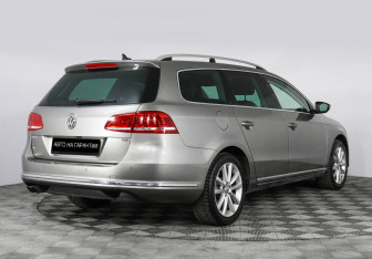 Подержанный автомобиль Volkswagen Passat Wagon 2012 года (3 фото)