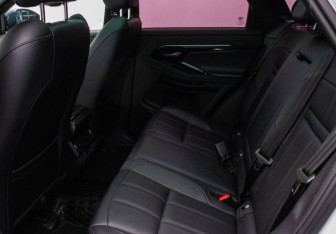 Подержанный автомобиль Land Rover Range Rover Evoque 2021 года (12 фото)