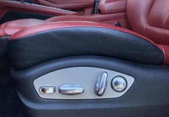 Подержанный автомобиль Porsche Macan 2021 года (15 фото)