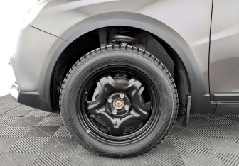 Подержанный автомобиль LADA (ВАЗ) Vesta Wagon 2021 года (18 фото)