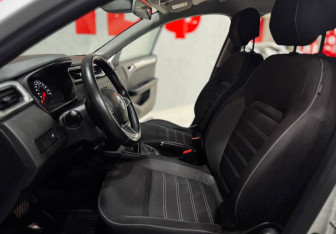 Подержанный автомобиль Renault Arkana 2019 года (9 фото)