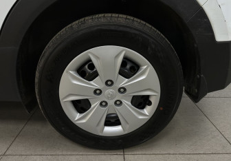 Подержанный автомобиль Hyundai Creta 2017 года (9 фото)