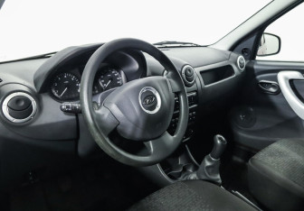 Подержанный автомобиль LADA (ВАЗ) Largus Wagon 2020 года (8 фото)