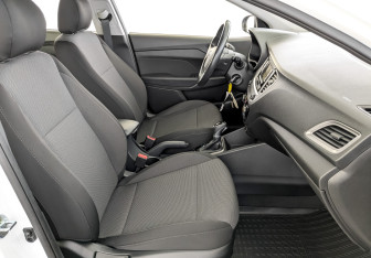 Подержанный автомобиль Hyundai Solaris Sedan 2020 года (23 фото)