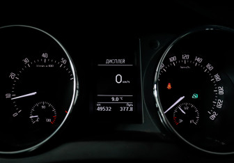 Подержанный автомобиль Skoda Yeti 2014 года (11 фото)