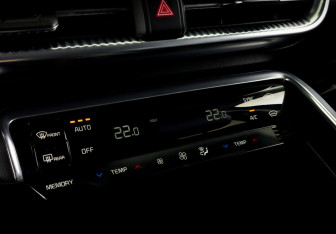 Подержанный автомобиль Kia K5 2020 года (27 фото)