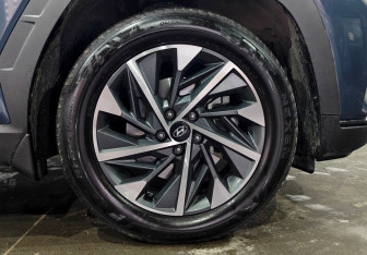 Подержанный автомобиль Hyundai Tucson 2024 года (21 фото)