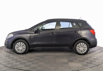 Подержанный автомобиль Suzuki SX4 Hatchback 2014 года (8 фото)