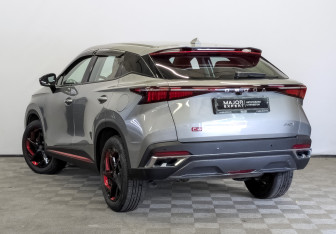 Подержанный автомобиль Omoda C5 2023 года (7 фото)