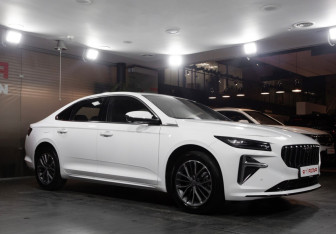 Новый Geely Preface 2024 (3 фото)