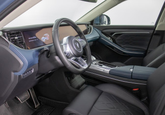 Подержанный автомобиль Voyah Free 2023 года (10 фото)