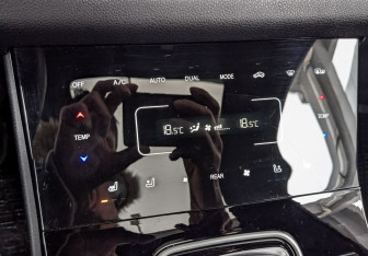 Подержанный автомобиль DongFeng DFSK ix7 2024 года (29 фото)