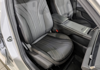 Подержанный автомобиль Geely Preface 2024 года (23 фото)