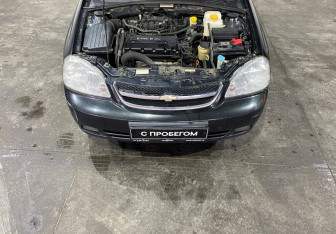Подержанный автомобиль Chevrolet Lacetti Sedan 2011 года (15 фото)