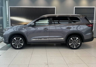 Подержанный автомобиль Chery Tiggo 8 Pro Max 2024 года (8 фото)
