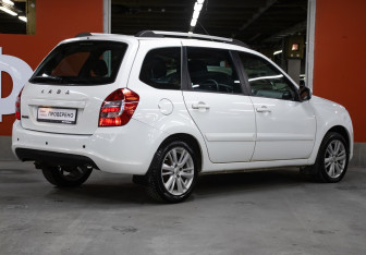 Подержанный автомобиль LADA (ВАЗ) Granta Wagon 2019 года (5 фото)