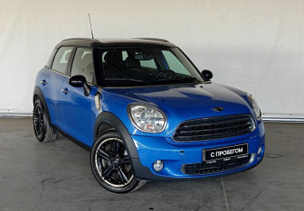 Подержанный автомобиль MINI Countryman 2010 года (3 фото)
