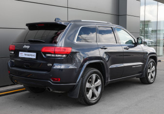 Подержанный автомобиль Jeep Grand Cherokee 2014 года (5 фото)