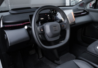 Подержанный автомобиль Zeekr X 2023 года (21 фото)