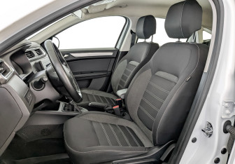 Подержанный автомобиль Renault Arkana 2021 года (20 фото)