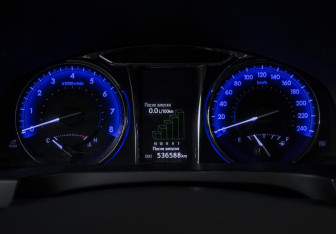 Подержанный автомобиль Toyota Camry Sedan 2018 года (11 фото)