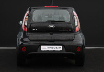 Подержанный автомобиль Kia Soul 2017 года (6 фото)