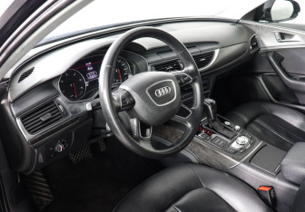 Подержанный автомобиль Audi A6 Sedan 2017 года (9 фото)