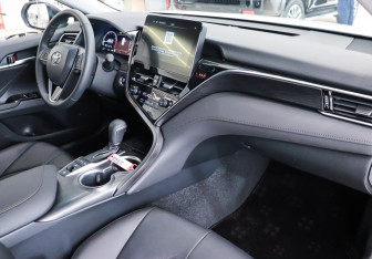 Новый Toyota Camry Sedan 2025 (28 фото)