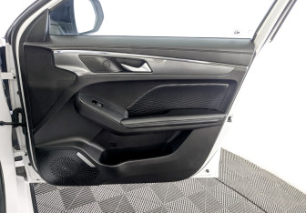 Подержанный автомобиль Haval Jolion 2024 года (24 фото)