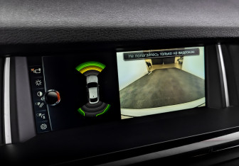 Подержанный автомобиль BMW X4 2017 года (30 фото)