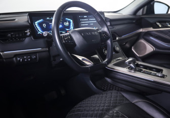 Подержанный автомобиль Exeed TXL 2023 года (15 фото)