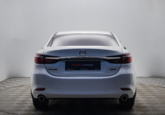 Подержанный автомобиль Mazda 6 Sedan 2019 года (4 фото)