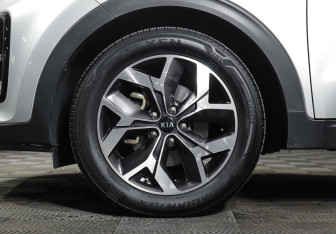 Подержанный автомобиль Kia Sportage 2019 года (8 фото)