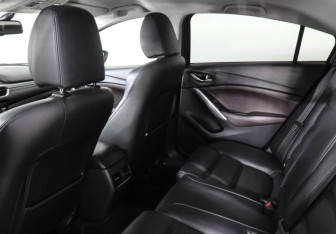 Подержанный автомобиль Mazda 6 Sedan 2015 года (12 фото)