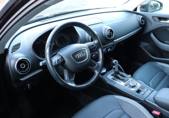 Подержанный автомобиль Audi A3 Hatchback 2014 года (7 фото)