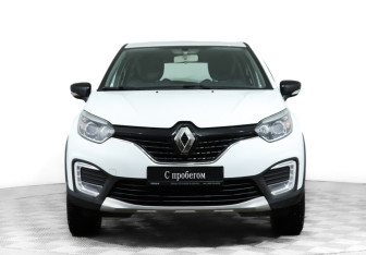 Подержанный автомобиль Renault Kaptur 2017 года (2 фото)