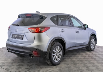 Подержанный автомобиль Mazda CX-5 2016 года (5 фото)