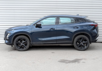 Подержанный автомобиль Omoda C5 2024 года (8 фото)