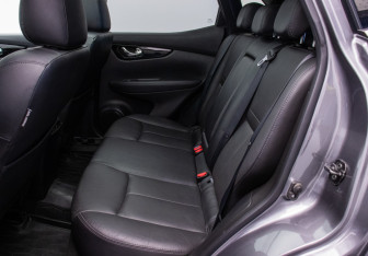 Подержанный автомобиль Nissan Qashqai 2021 года (11 фото)