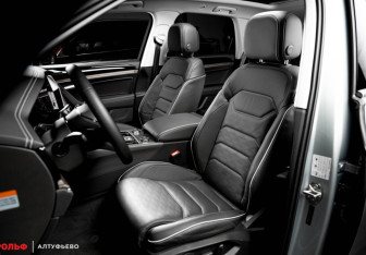 Новый Volkswagen Touareg 2025 (17 фото)