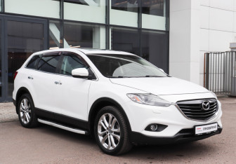 Подержанный автомобиль Mazda CX-9 2012 года (3 фото)