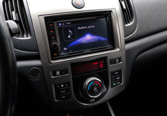 Подержанный автомобиль Kia Cerato Sedan 2009 года (11 фото)