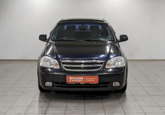 Подержанный автомобиль Chevrolet Lacetti Sedan 2012 года (2 фото)