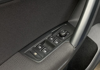 Подержанный автомобиль Volkswagen Tiguan 2021 года (17 фото)