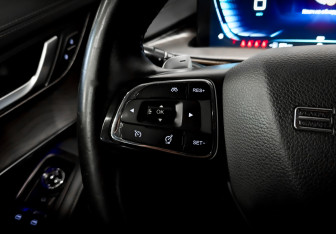 Подержанный автомобиль Exeed LX 2022 года (28 фото)