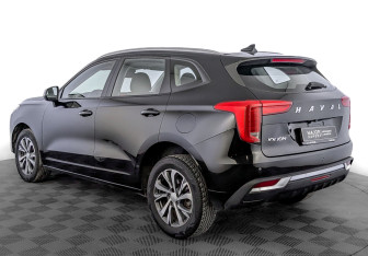 Подержанный автомобиль Haval Jolion 2022 года (7 фото)