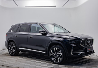 Подержанный автомобиль Geely Monjaro 2024 года (7 фото)