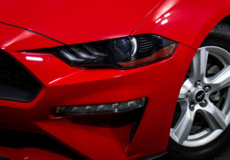 Подержанный автомобиль Ford Mustang Coupe 2018 года (16 фото)