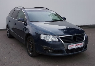 Подержанный автомобиль Volkswagen Passat Wagon 2008 года (3 фото)